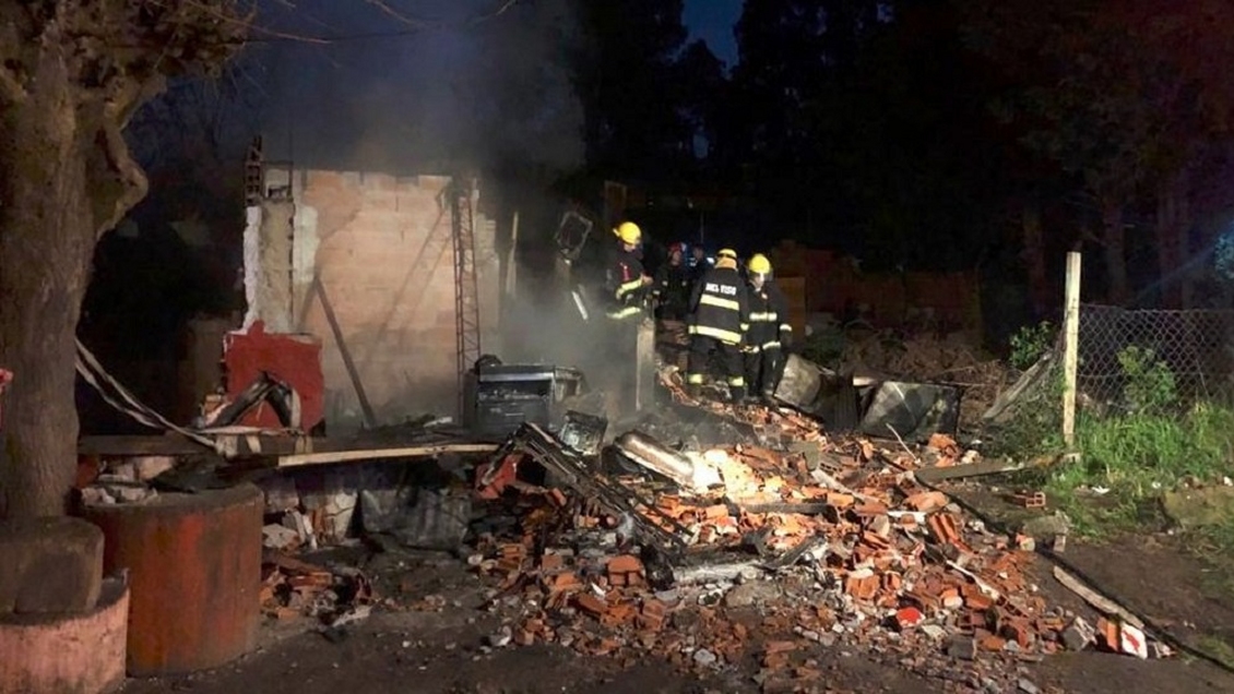 Fatal incendio dejó cinco menores fallecidos en Buenos Aires
