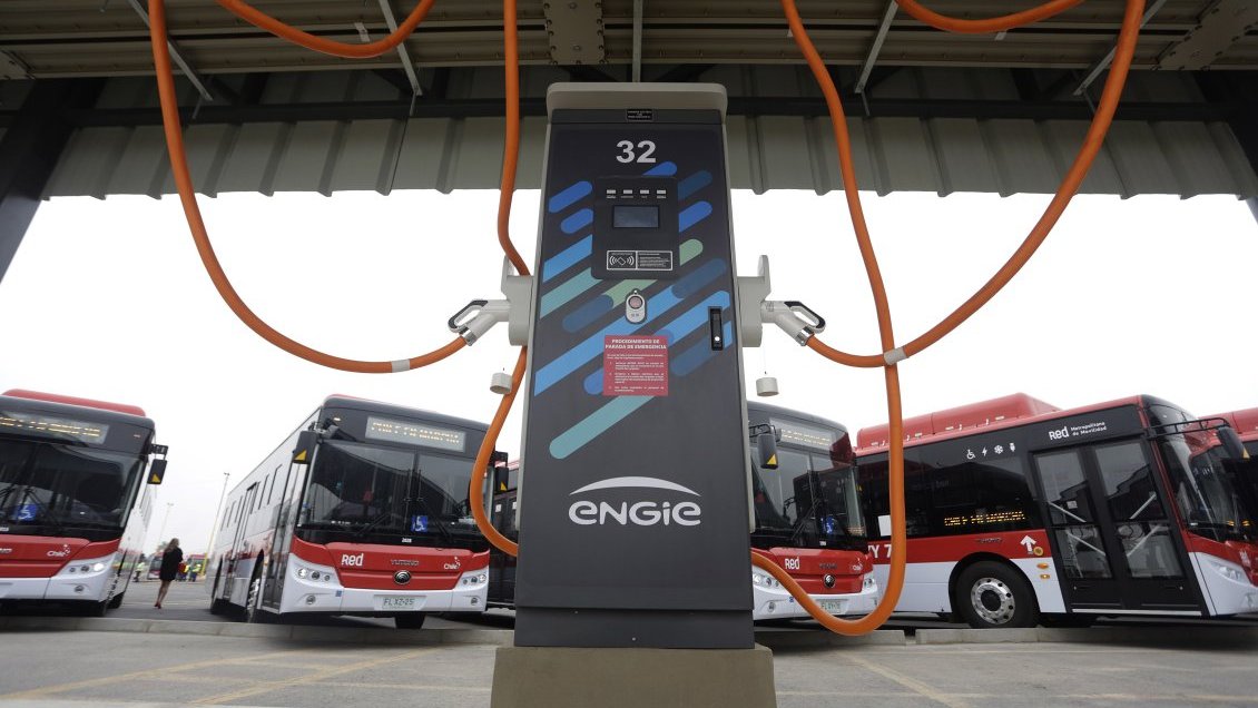 Hungría prohibirá a los municipios comprar autobuses no eléctricos desde 2022
