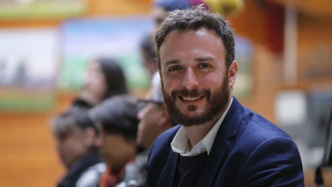 Jaime Parada disputará a Matthei la alcaldía de Providencia