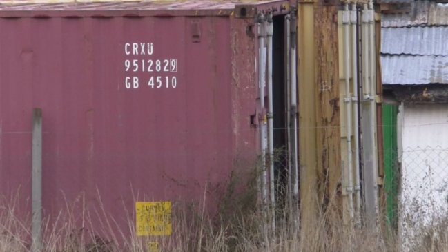 Revelan almacenamiento de medicamentos en contenedores a la intemperie en Coyhaique