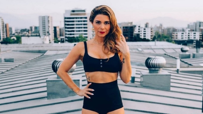 Antonella Ríos se lució con baile en 