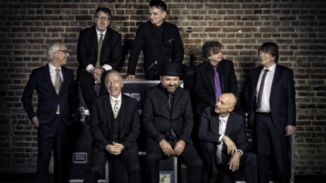 King Crimson: Si te anclas en rock progresivo no progresas, retrocedes