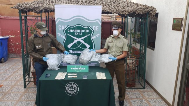 Dos sujetos fueron detenidos tras ser sorprendidos con 