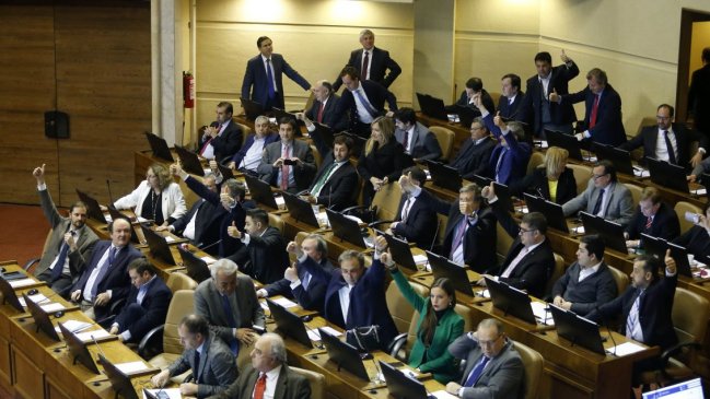 Oficialismo evalúa indicaciones a proyecto en trámite para reemplazar Admisión Justa