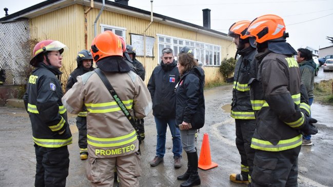 Doce trabajadores intoxicados tras derrame en Laboratorio de Salud Pública de Punta Arenas