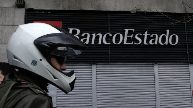 Hombre fue baleado en asalto afuera de BancoEstado de La Cisterna