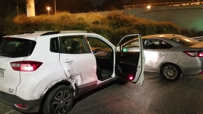 Detienen a dos sospechosos por violento robo de auto en Independencia