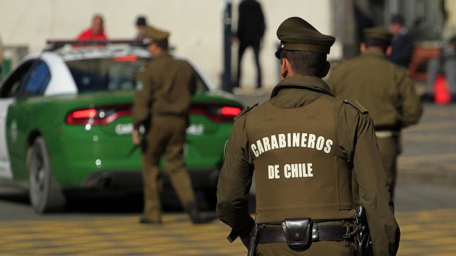 Hombre fue detenido al intentar sobornar a dos carabineros en La Reina