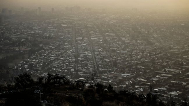 Intendencia Metropolitana decretó preemergencia para este lunes