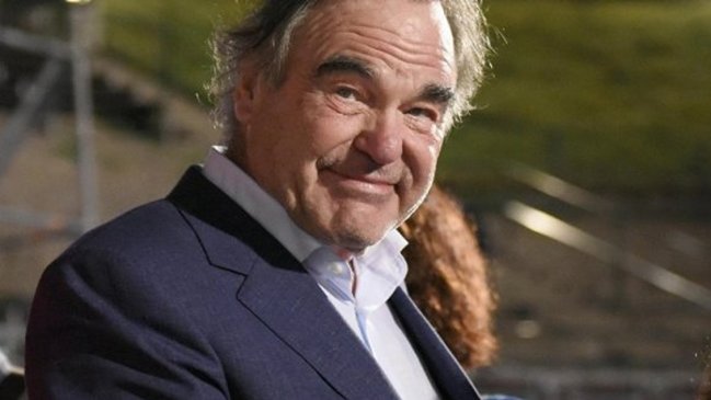 Canal ucraniano canceló la emisión de filme de Oliver Stone tras ataques