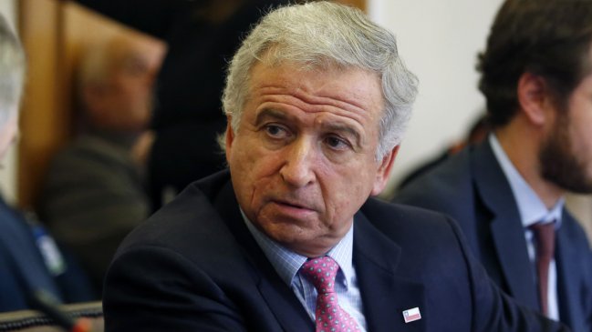 Larraín: Muchos de los que critican el crecimiento, durante un tiempo les bajó la amnesia