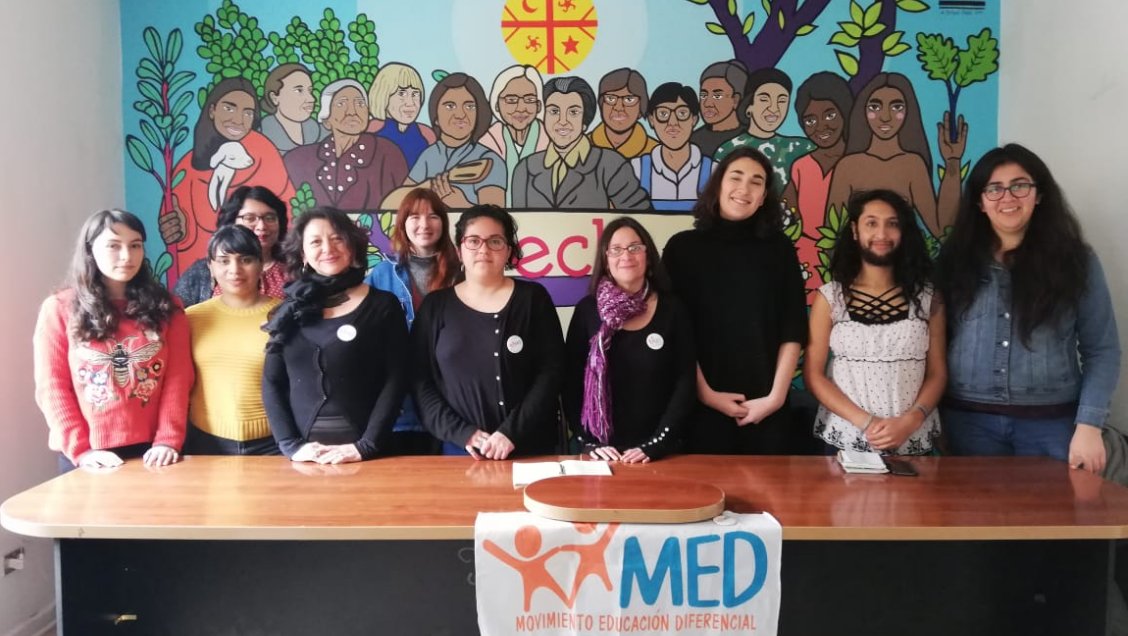 Mujeres de la educación emplazaron al Gobierno a acoger demandas de parvularias y diferenciales
