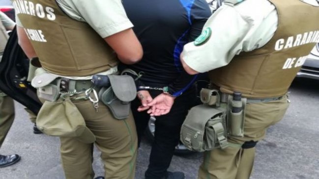 Coelemu: Privados de libertad tres sujetos que asaltaron negocio a pistola y bayoneta