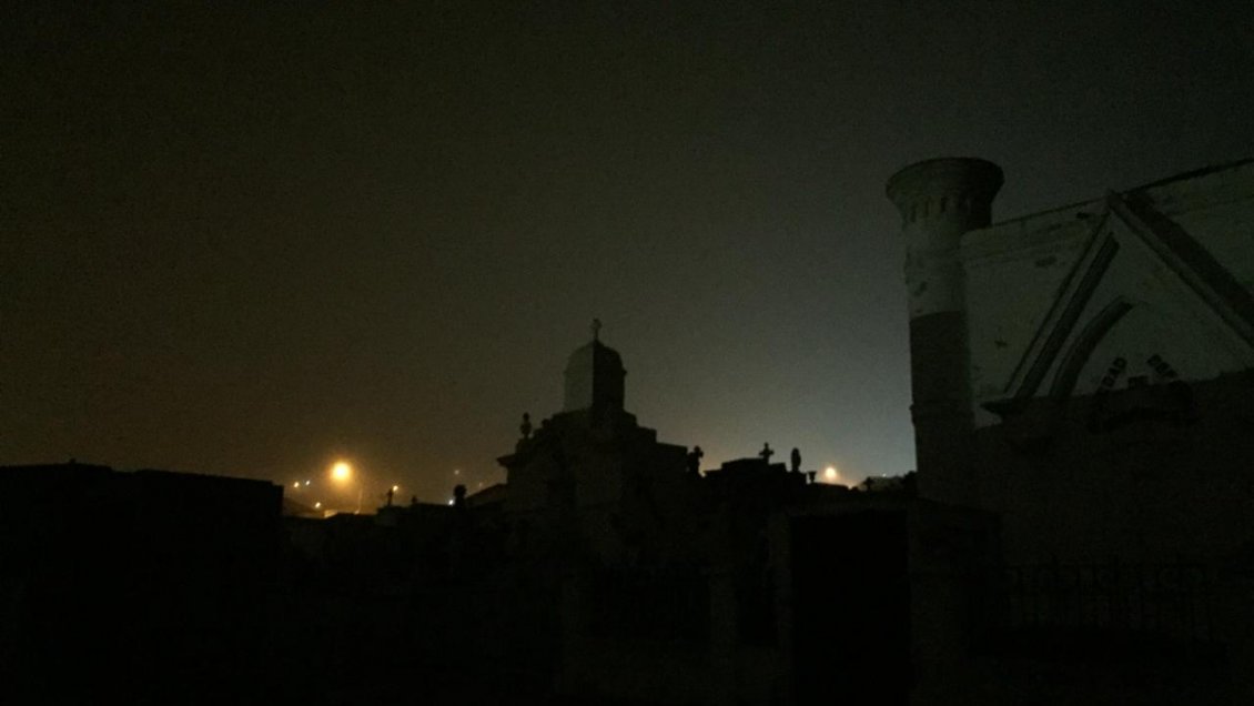 Cementerio de Playa Ancha: Funcionarios que aprobaron licitación se fueron a empresa adjudicada