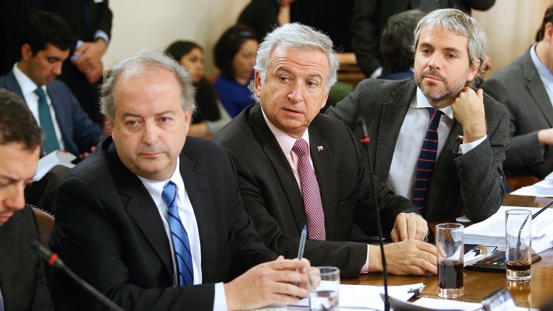 Con votos DC y PS, Gobierno logró aprobación de proyecto de pensiones en Comisión de la Cámara