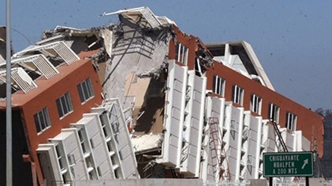 Miles de millones y casos pendientes: El costo del 27F para el fisco, a casi 10 años de la tragedia