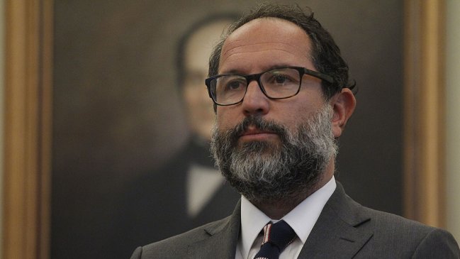 Piña renunció como coagente de Chile por caso Silala: Abogado representa a Essal