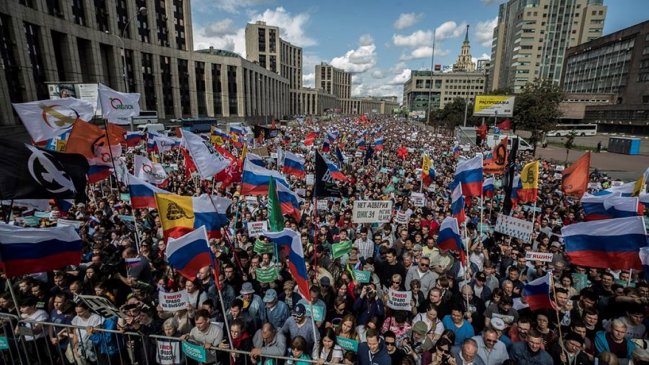 Oposición rusa se manifestó por la no inscripción de sus candidatos