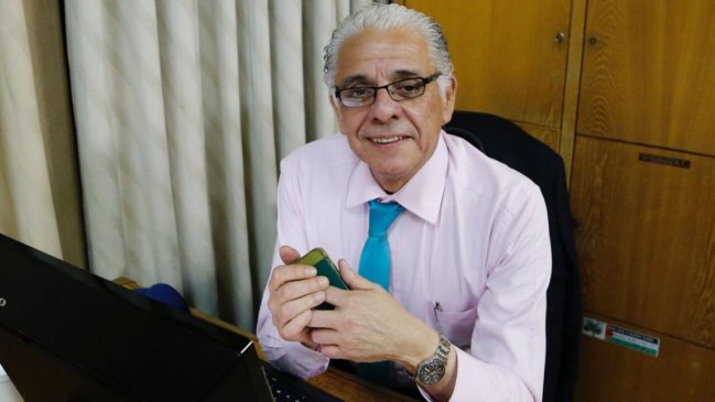 Falleció el destacado periodista Fidel Oyarzo