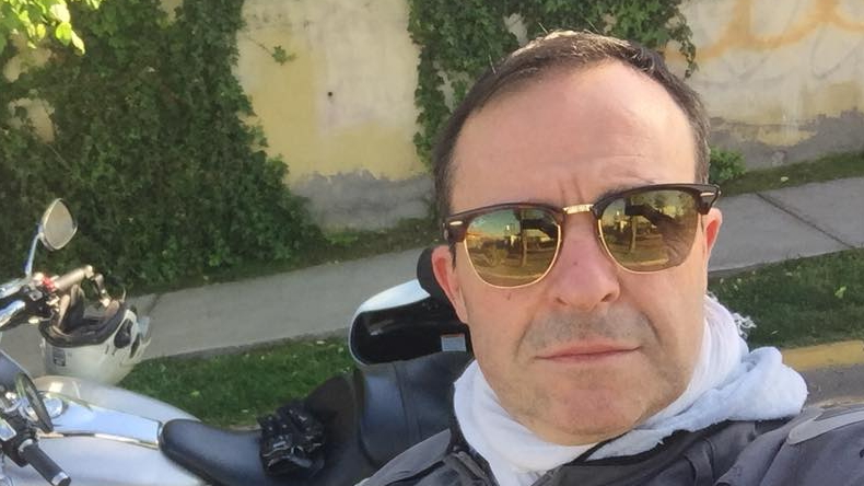 Claudio Moreno relató el violento asalto que sufrió en su camioneta