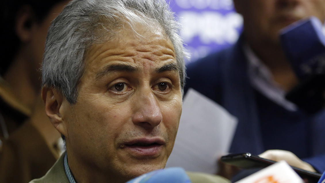 Cómputo parcial: Colegio de Profesores se inclina por deponer el paro