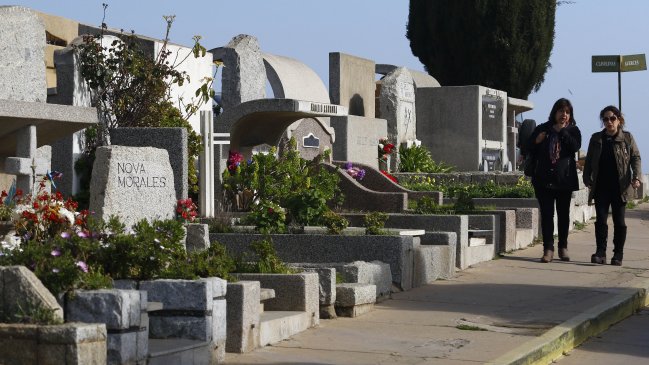 Diputado Celis presentó denuncia por inhumación ilegal en caso de cementerios de Playa Ancha