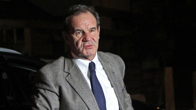 Andrés Allamand: Justificar hoy el fuero parlamentario es muy difícil