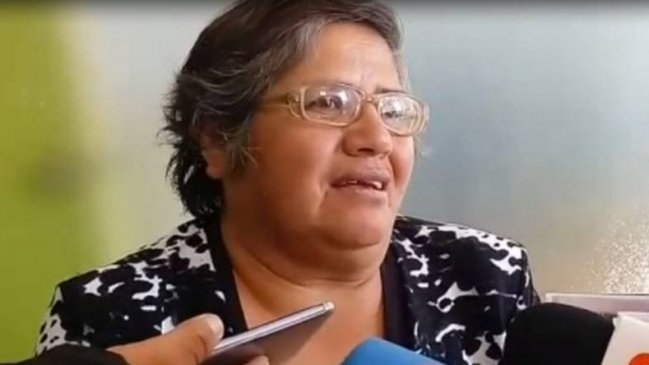 Mujer que se hizo famosa por una palabra deberá esperar por su casa nueva