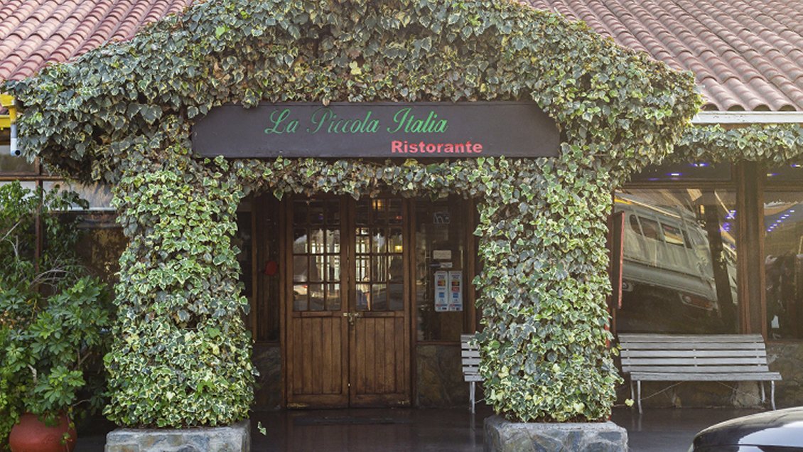 Dirección del Trabajo investiga maltrato laboral en restaurante La Piccola Italia