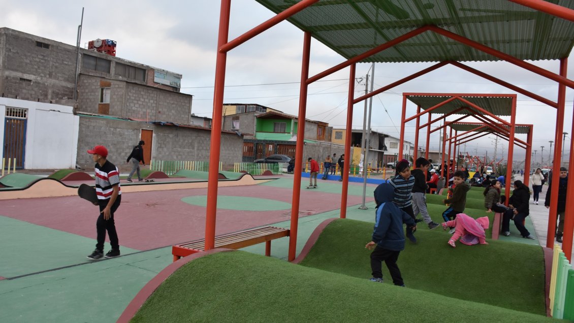 Inauguran nueva plaza en Mirador Vista al Mar de Alto Hospicio