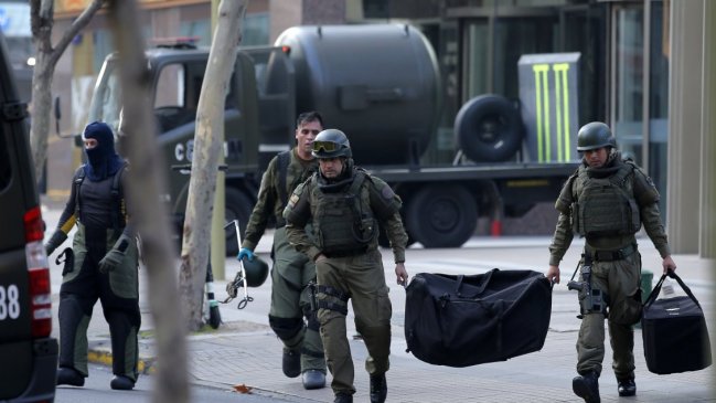 Grupo anarquista reivindicó atentados contra comisaría y Hinzpeter