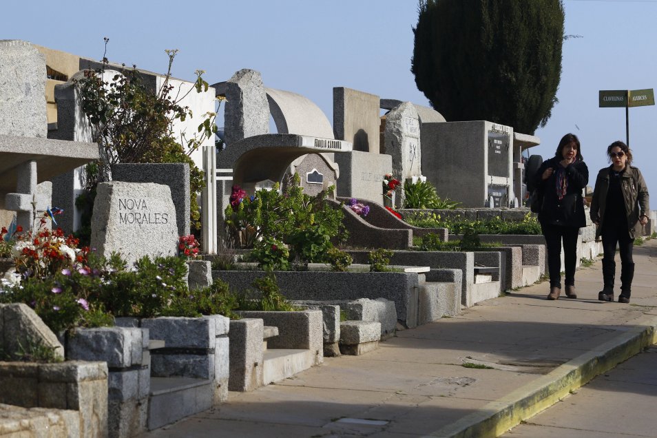 Preinforme descarta anegamiento de tumbas en cementerios de Playa Ancha en Valparaíso