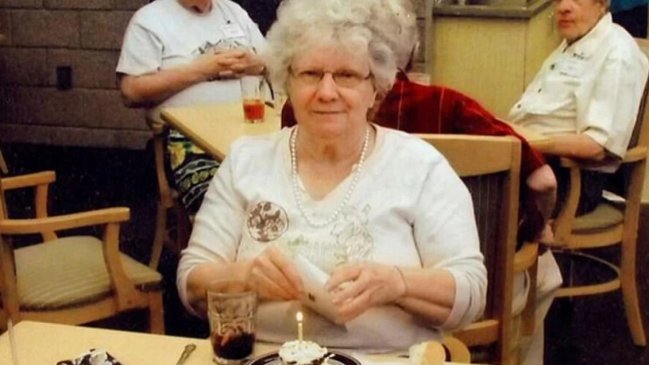 Donó el cuerpo de su mamá para la ciencia y descubrió que el Ejército lo hizo explotar