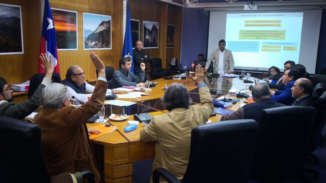 Polémico fallo: Acuerdan mantener faenas de Astilleros de Arica frente al casco histórico