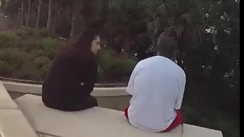 Mujer le salvó la vida a un hombre con una canción de Linkin Park