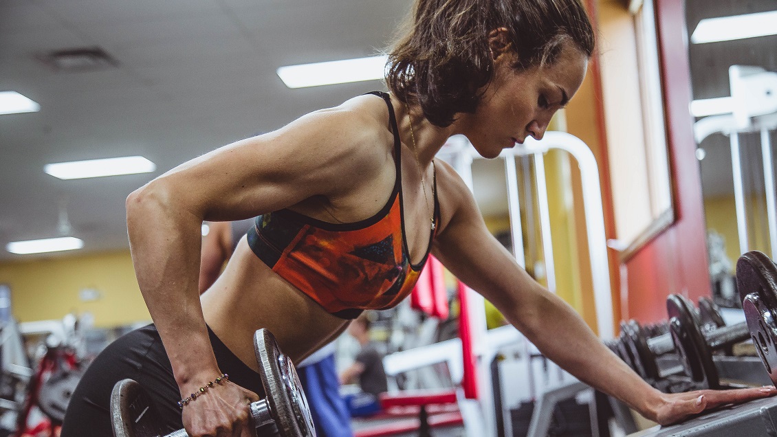 Científicos crean tela que huele mejor mientras más transpiras