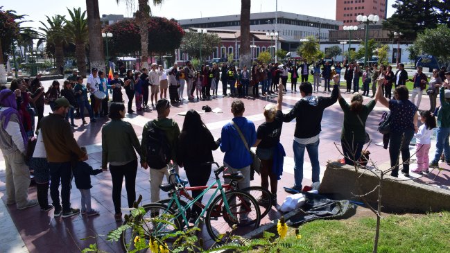 Marcha por la protección del Humedal de Arica convocó a cientos de personas