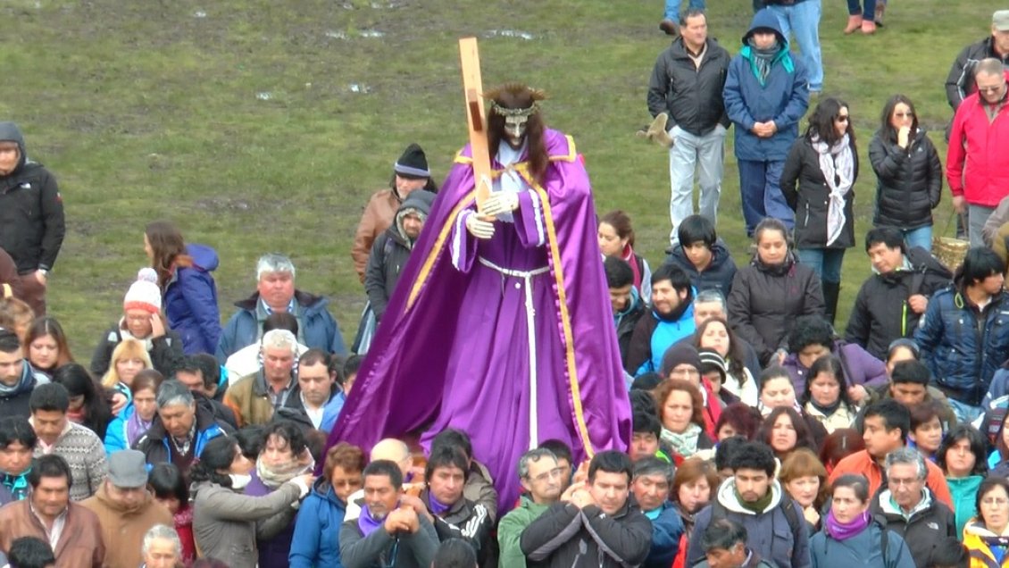 Fiesta del Nazareno enfrenta a comunidades de Caguach y obispo de Ancud por dinero