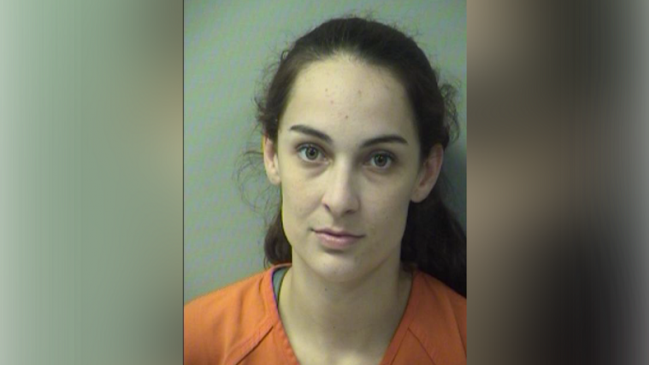 Trabajadora de guardería fracturó las piernas de cuatro bebés en un mismo día