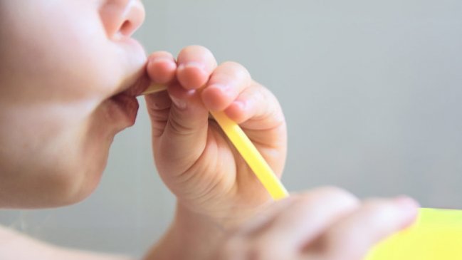 Bebé está en coma por error en el jugo en un restaurante en Francia