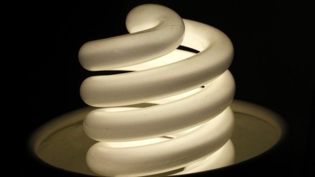 Felipe Larraín y alzas en cuentas de la luz: Tenemos que cumplir con la normativa