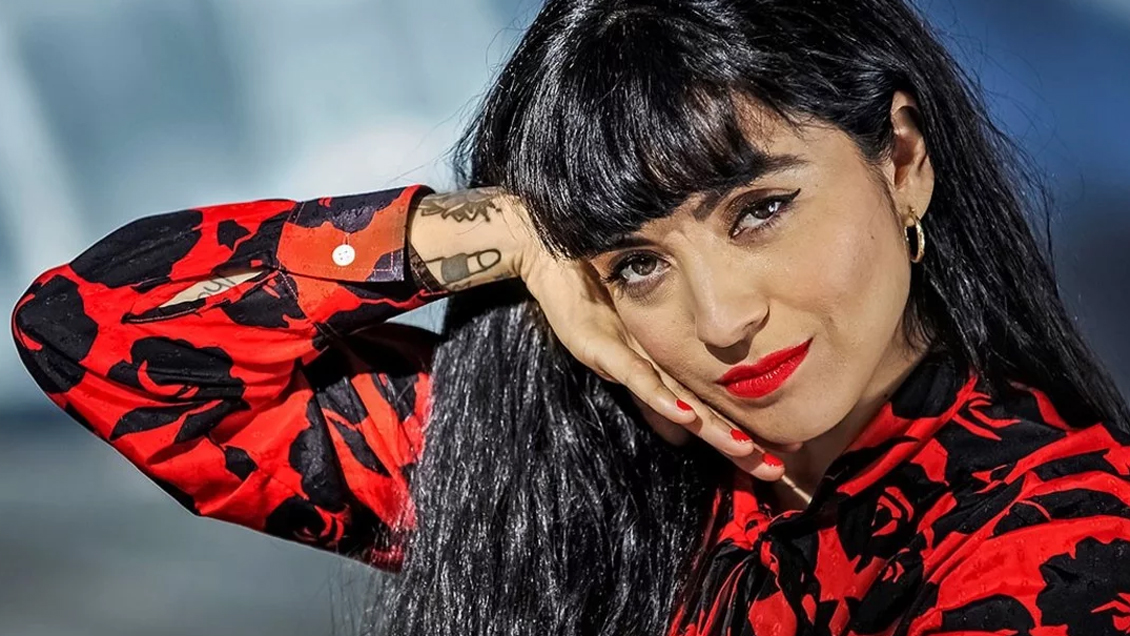 Mon Laferte critica a Youtube por censura a su video de 