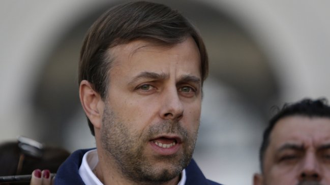 Alcalde de Puente Alto criticó ausencia de autoridades de Gobierno tras 