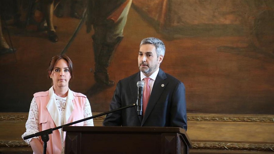 Presidente de Paraguay declaró ante fiscales por polémico pacto con Brasil