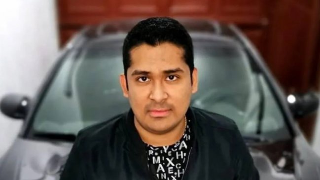 Cantante de narcocorridos fue asesinado frente a su familia en México