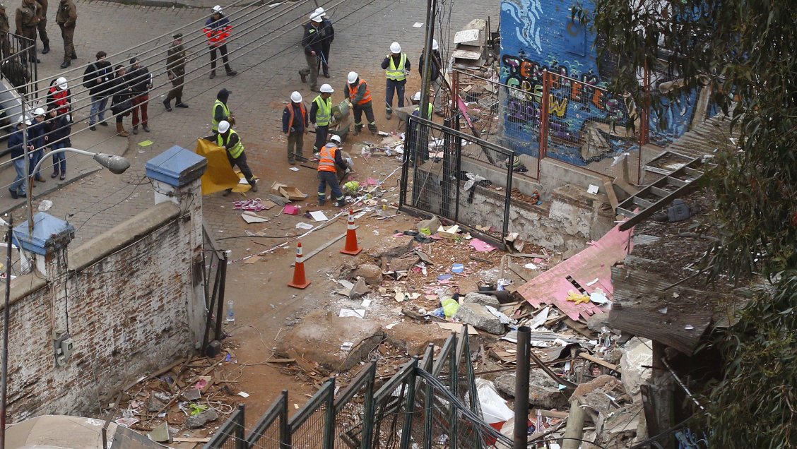 Las identidades de las víctimas fatales del derrumbe en Valparaíso