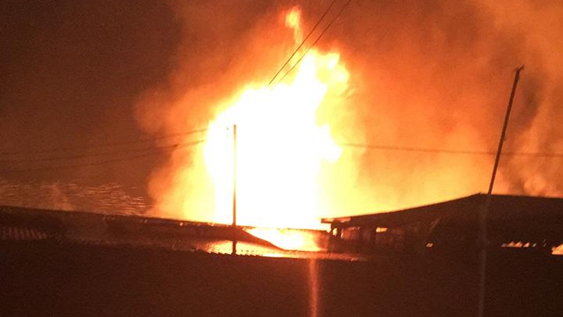 Al menos cuatro personas fallecieron en incendio que consumió seis viviendas en Peñalolén