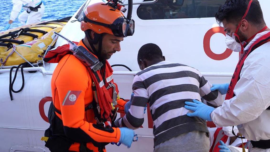 Italia desembarcó a 27 niños migrantes del Open Arms