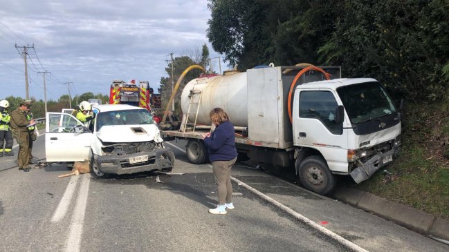 Dos lesionados dejó colisión en la ruta costera Puerto Montt-Calbuco