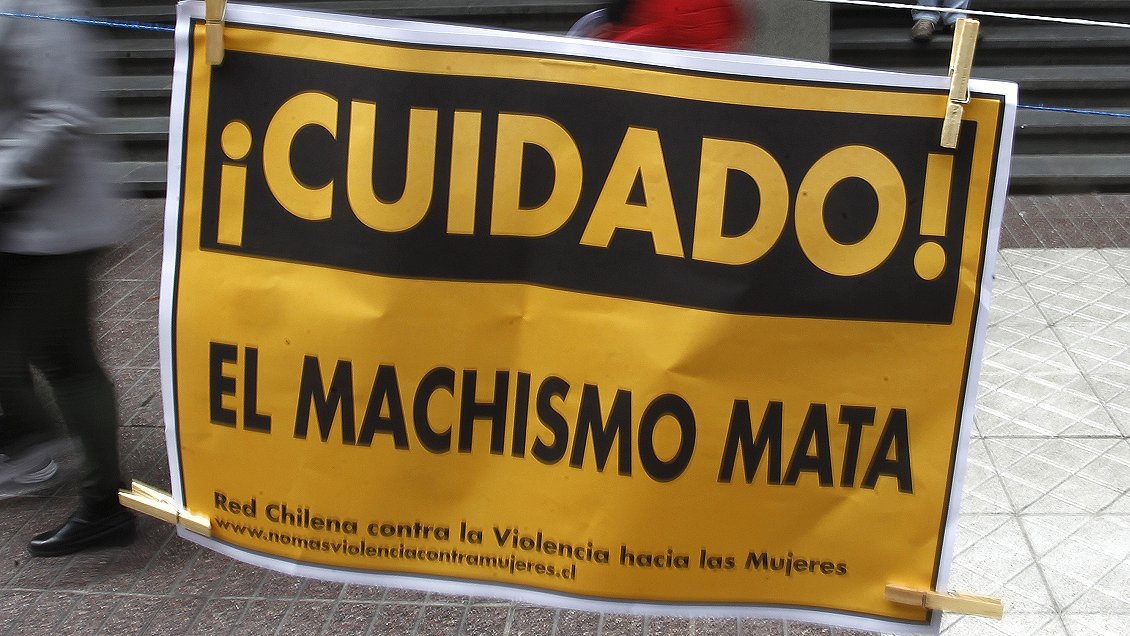 Gobierno se querelló contra adolescente acusado de asesinar en la calle a ex polola